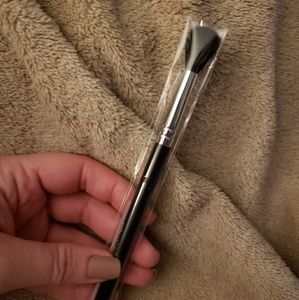 Younique Blending Brush